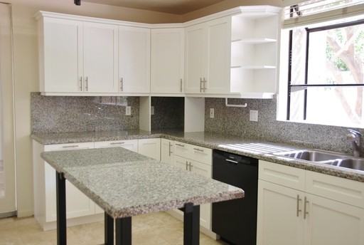 71040 Tamarisk Ln - Photo 3 of 15