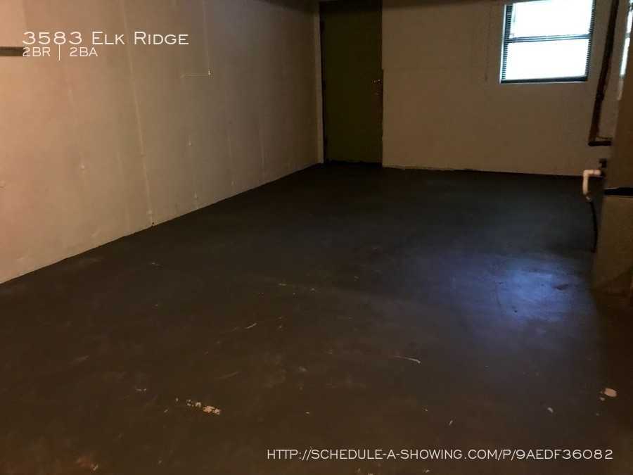 3583 Elk Ridge Dr - Photo 3 of 6