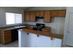 5836 Autumn Damask St - Photo 3 of 5