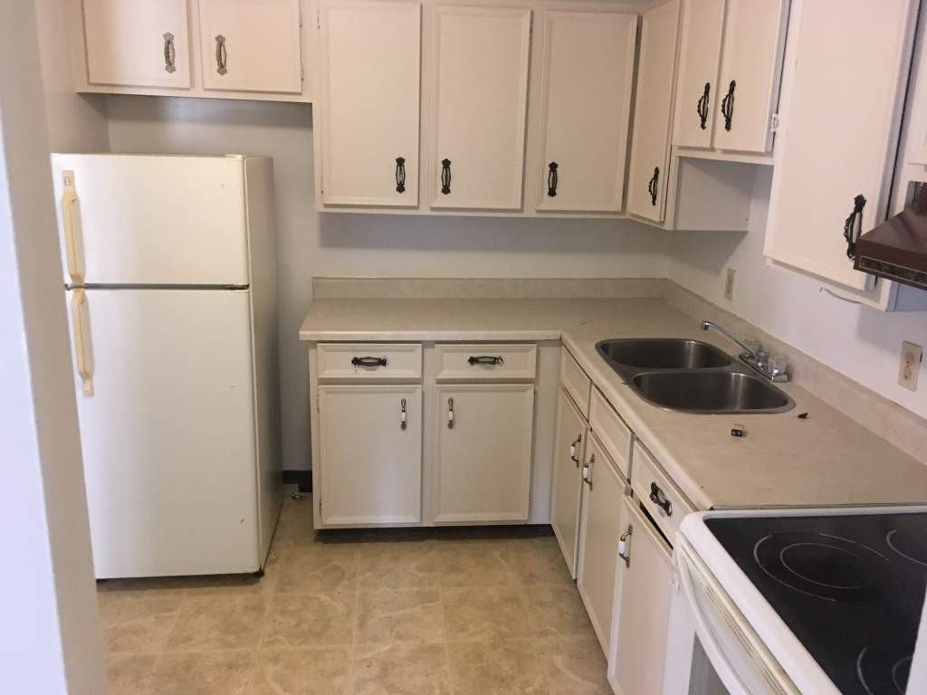 Carling Pointe Apartments - Photo 3 of 10