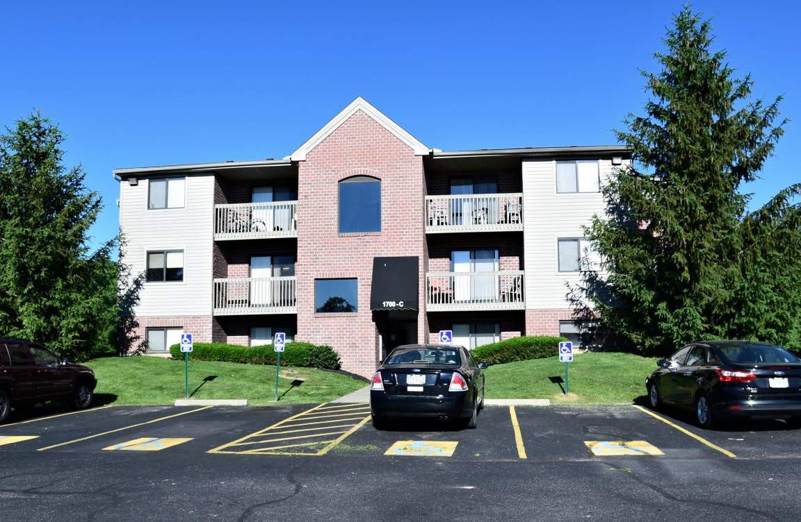 Meadow Creek Apartments - Photo 2 of 9