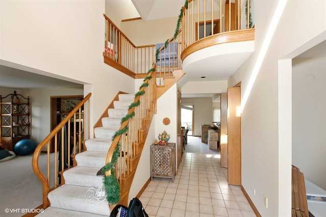 10722 Wentworth Dr - Photo 2 of 25