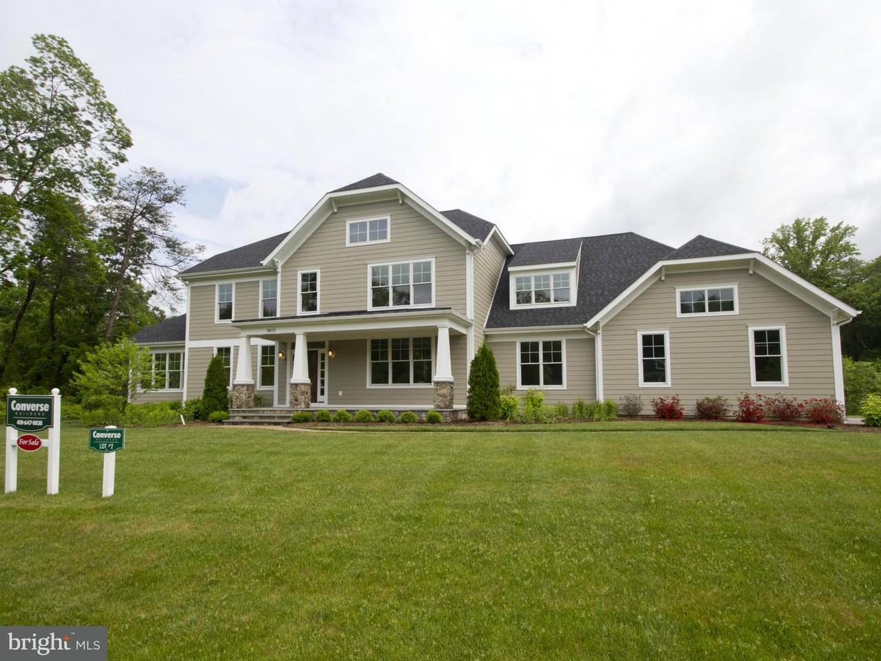 1601 Misty Manor Way - Photo 2 of 30