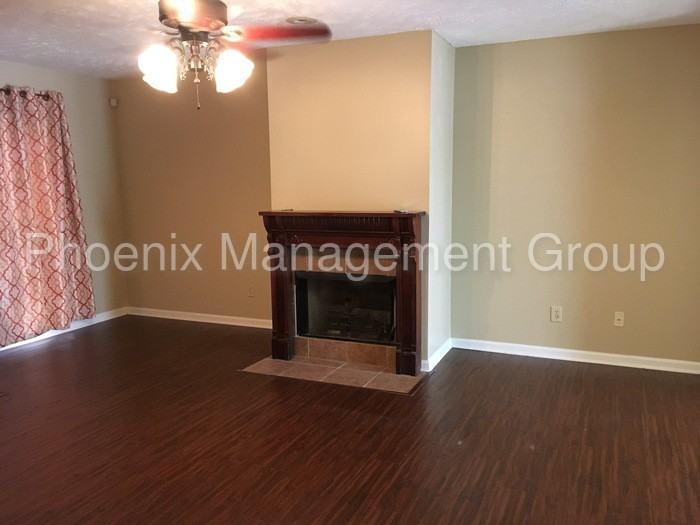 48 Hastings Pl - Photo 3 of 20