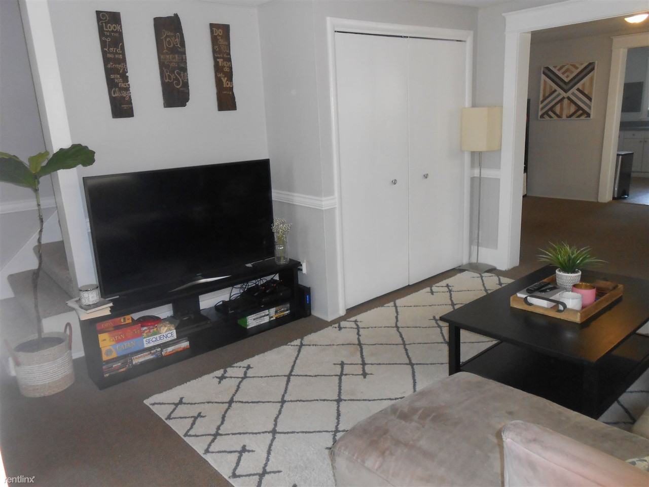 725 Ludlow Ave - Photo 2 of 14