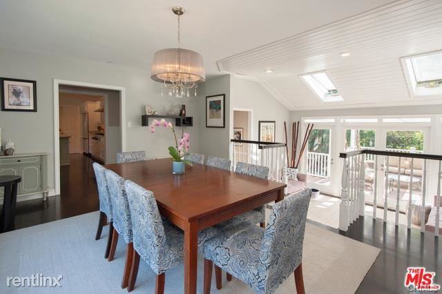 7120 Pacific View Dr - Photo 3 of 24