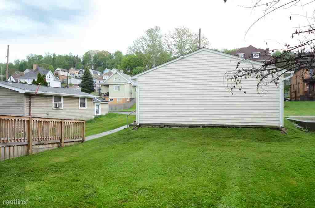 1329 2nd Ave - Photo 2 of 20