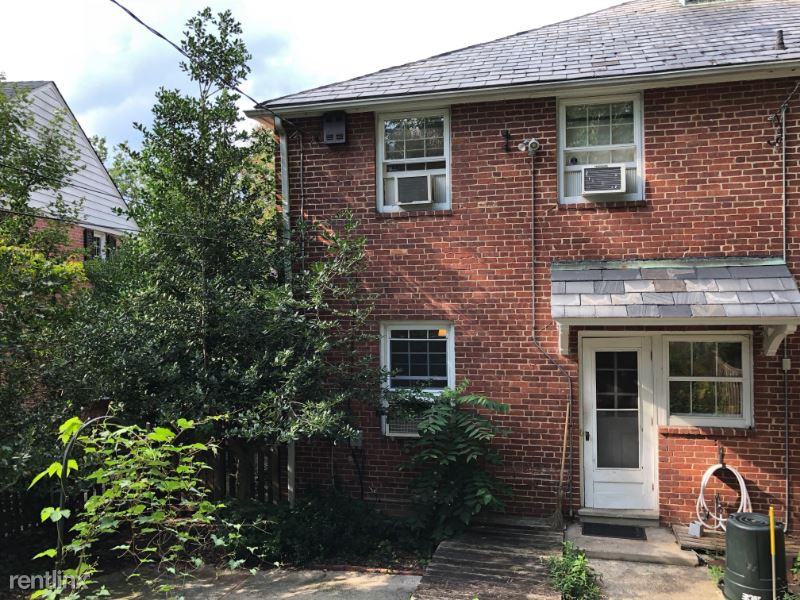 1301 Northview Rd - Photo 3 of 18