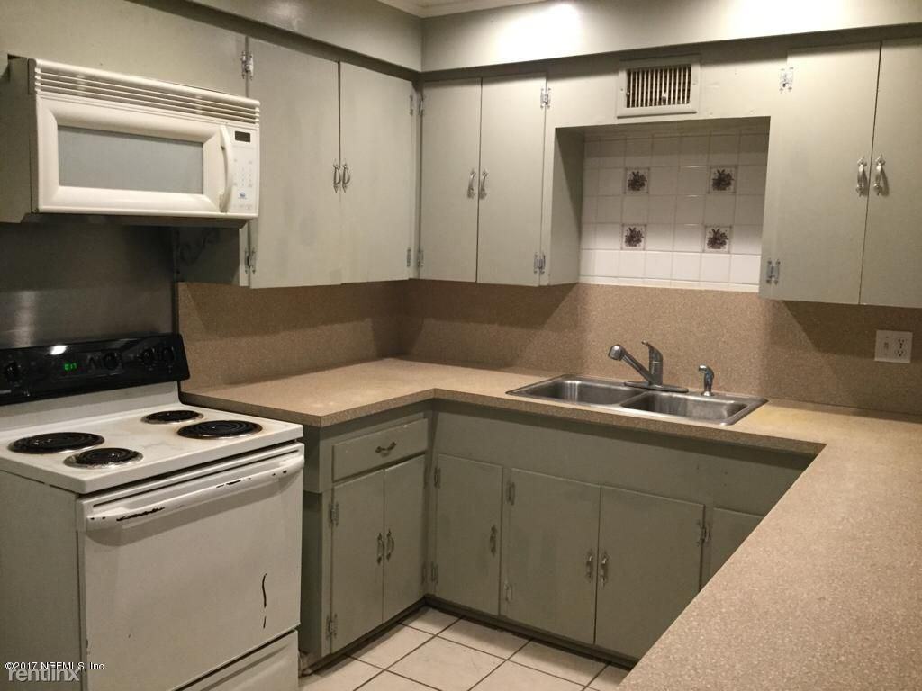 22 Monte St - Photo 2 of 3