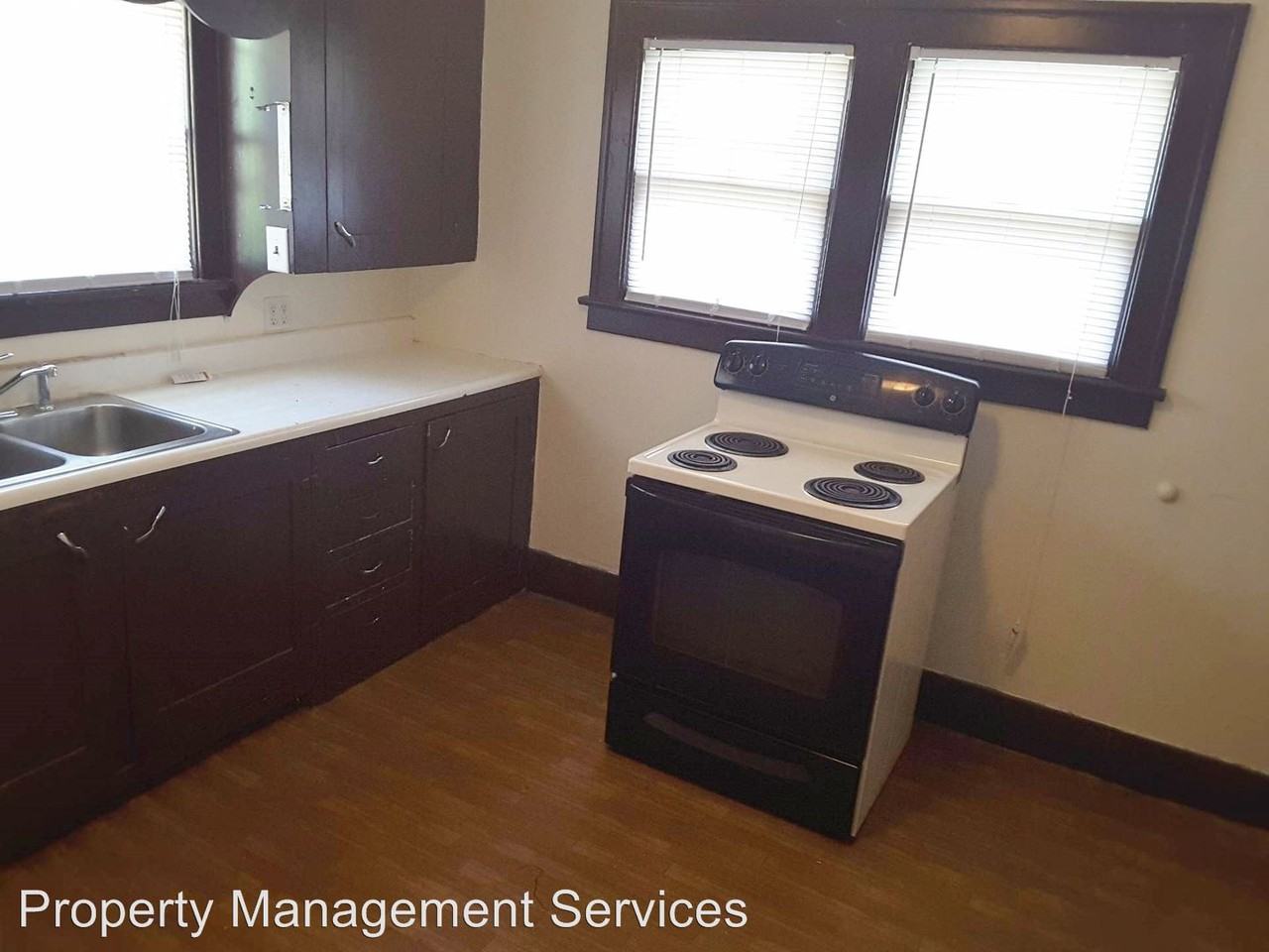 1613 Florence St - Photo 3 of 16