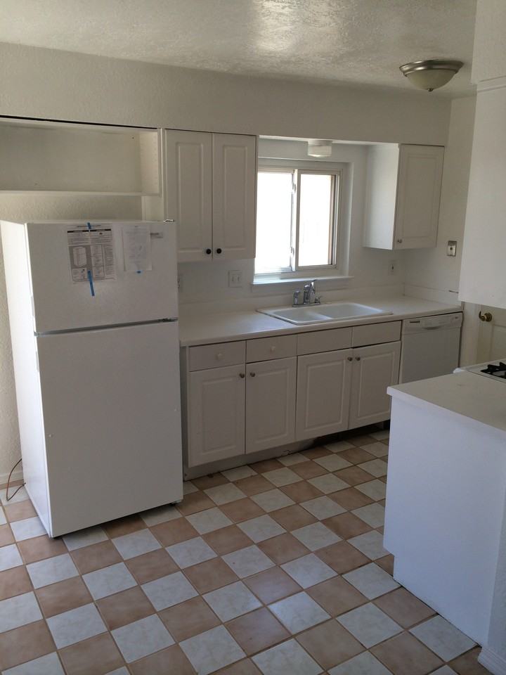 1313 La Poblana Rd NW - Photo 3 of 11