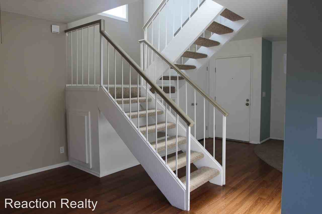 3851 Chelsea Dr - Photo 3 of 14