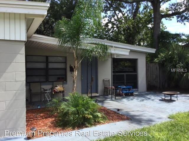 2027 Bentley St - Photo 2 of 10