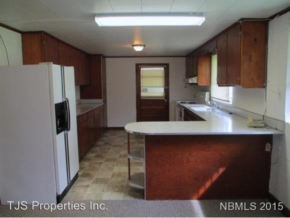 350 McDaniel Rd - Photo 3 of 11