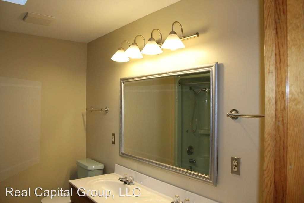 142 Almont Ave - Photo 3 of 13