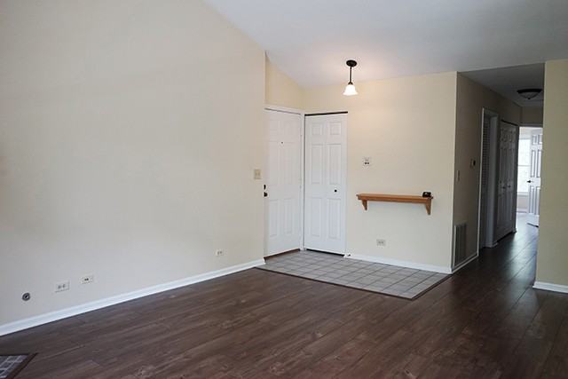 0N022 0n022 Windermere #307 - Photo 3 of 24