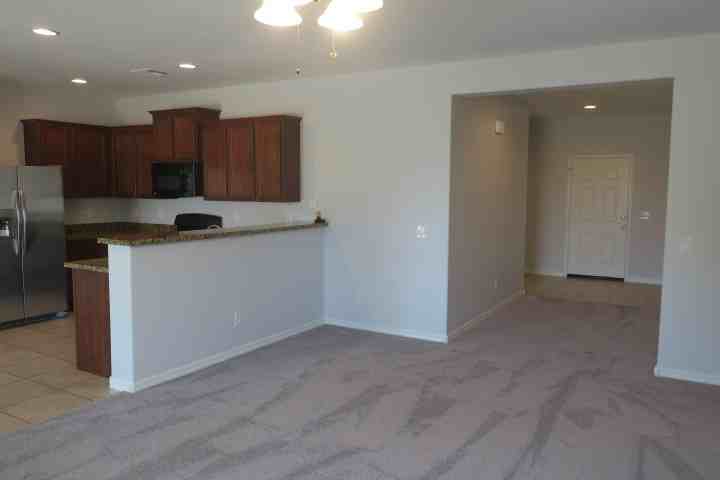 25184 W Park Ave - Photo 3 of 21