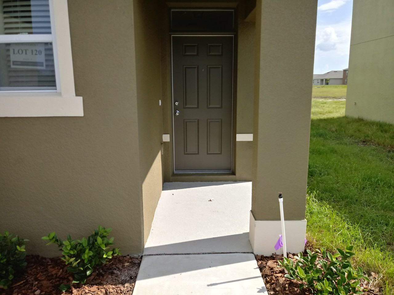 202 Fall Glo Rd - Photo 2 of 17