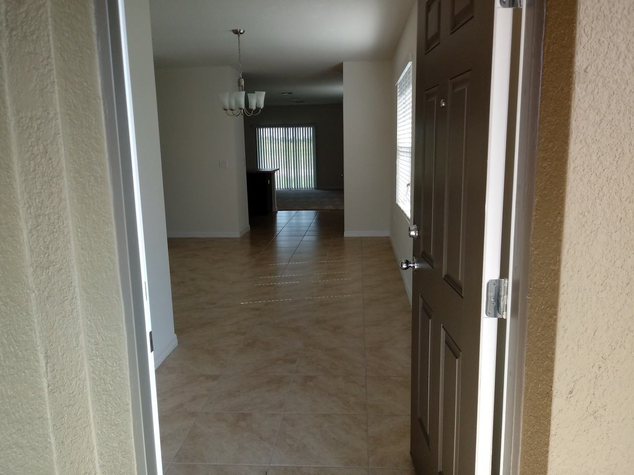 202 Fall Glo Rd - Photo 3 of 17