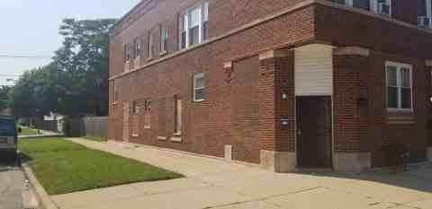 9158 S Greenwood Ave #1 - Photo 2 of 20