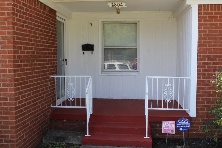 3804 Northwest 22nd Street - Photo 2 of 15