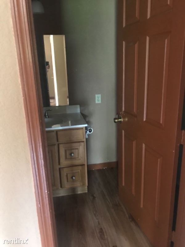 4532 Knoxville Hwy - Photo 3 of 5