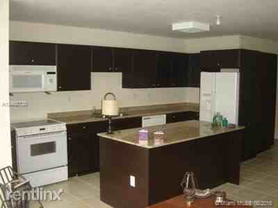 236 E 56th St - Photo 2 of 3