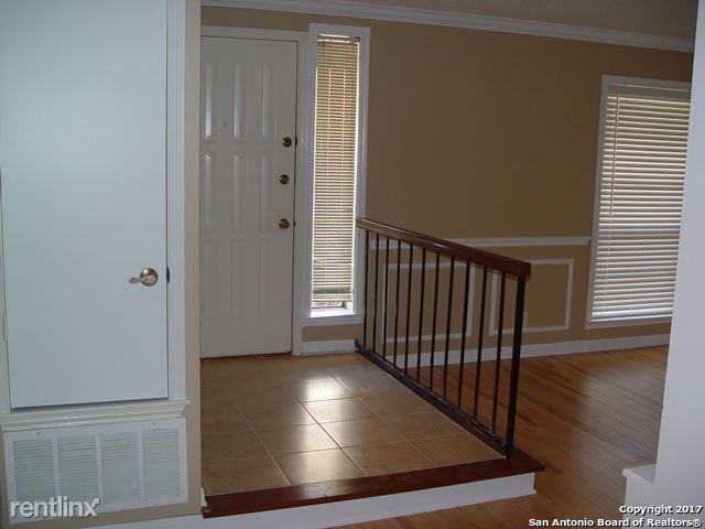 14115 Exmoor St - Photo 2 of 8