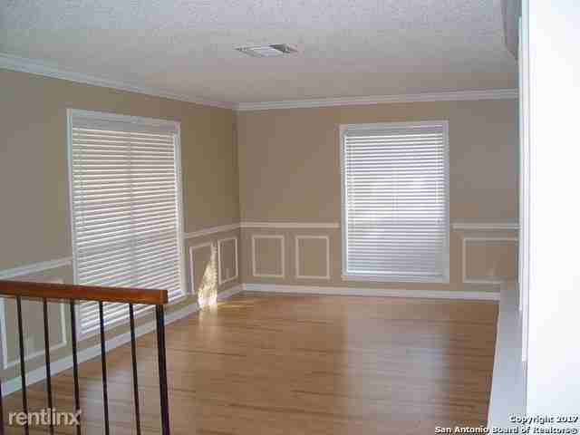 14115 Exmoor St - Photo 3 of 8