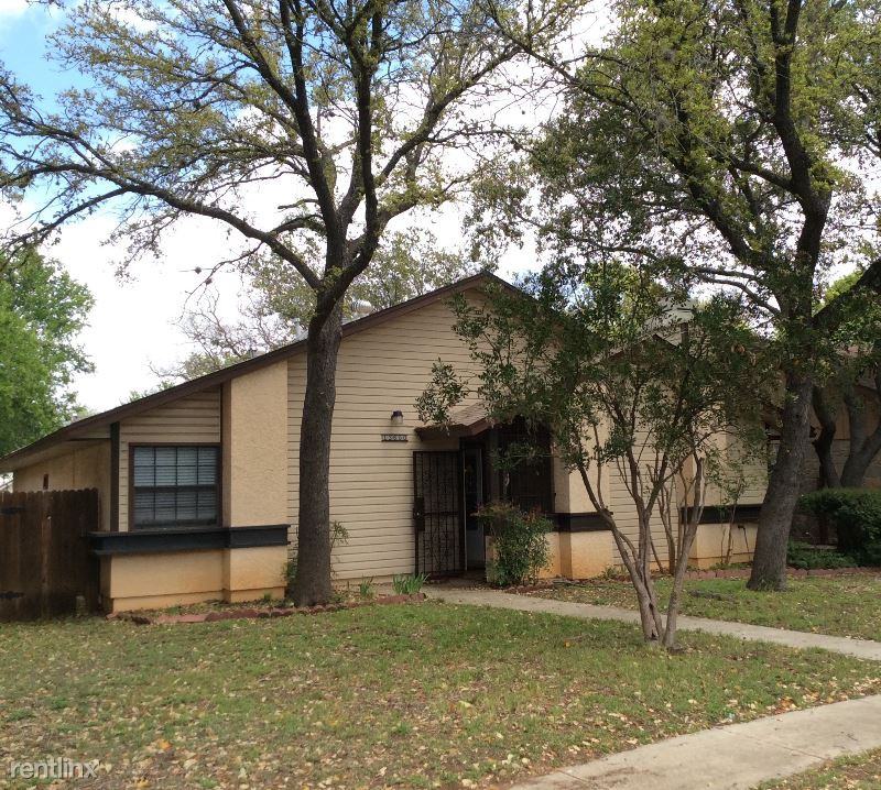 13650 Shady Walk Dr - Photo 2 of 8