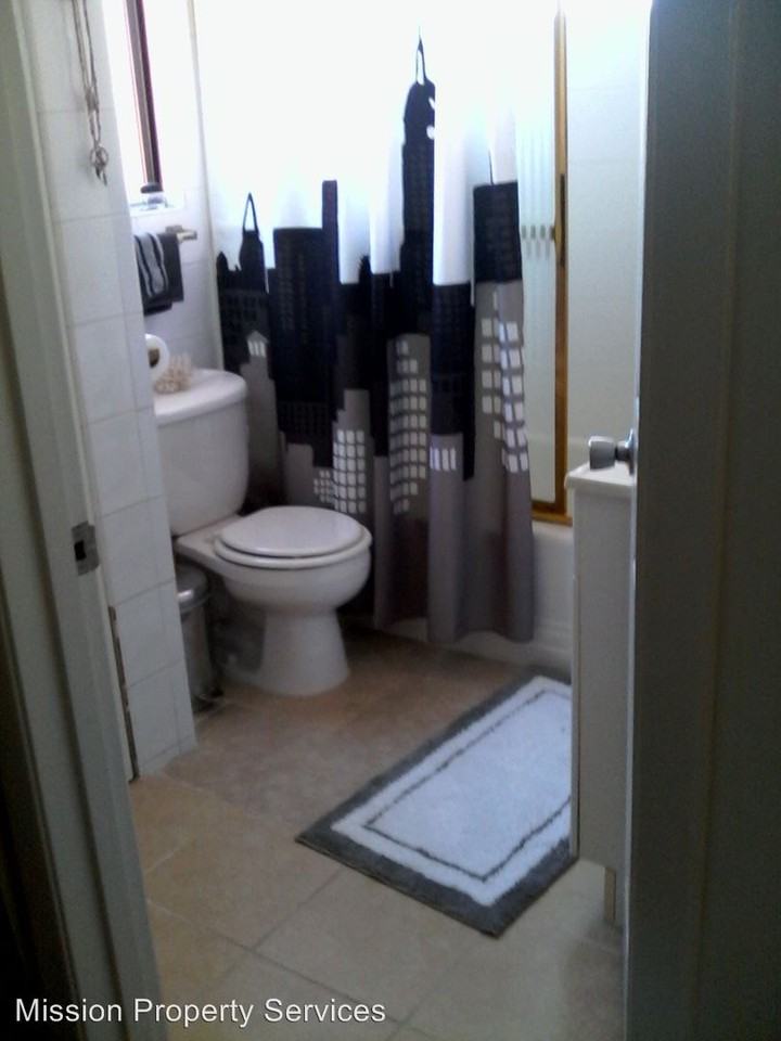 1804-1808 1/2 Hauser Blvd. - Photo 3 of 3