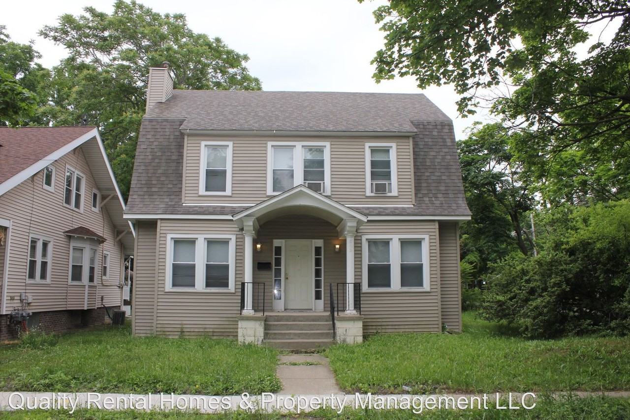 802 E 2nd St, Flint, MI 48503 4 Bedroom House for Rent for 775/month