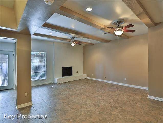 4402 Glenwood Ct - Photo 2 of 6