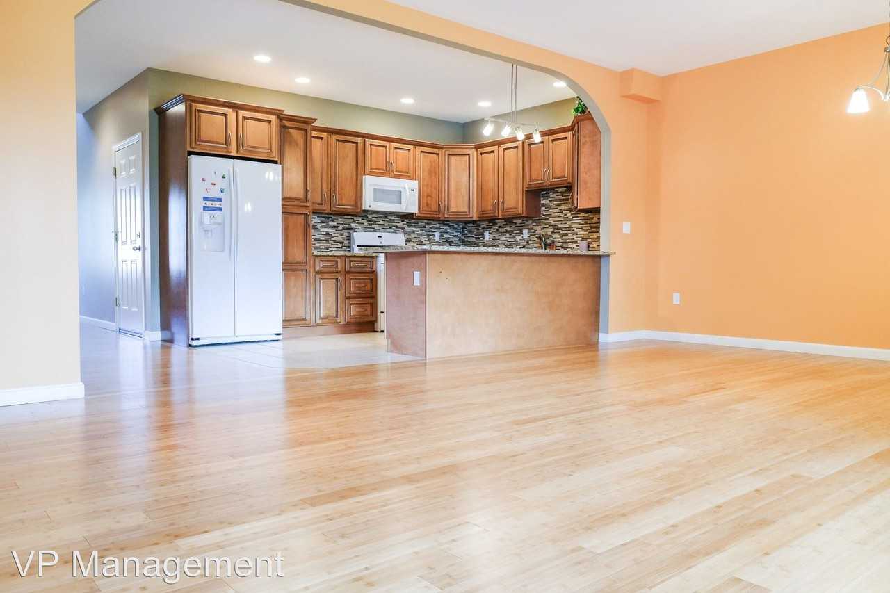 44 West St - Photo 3 of 27