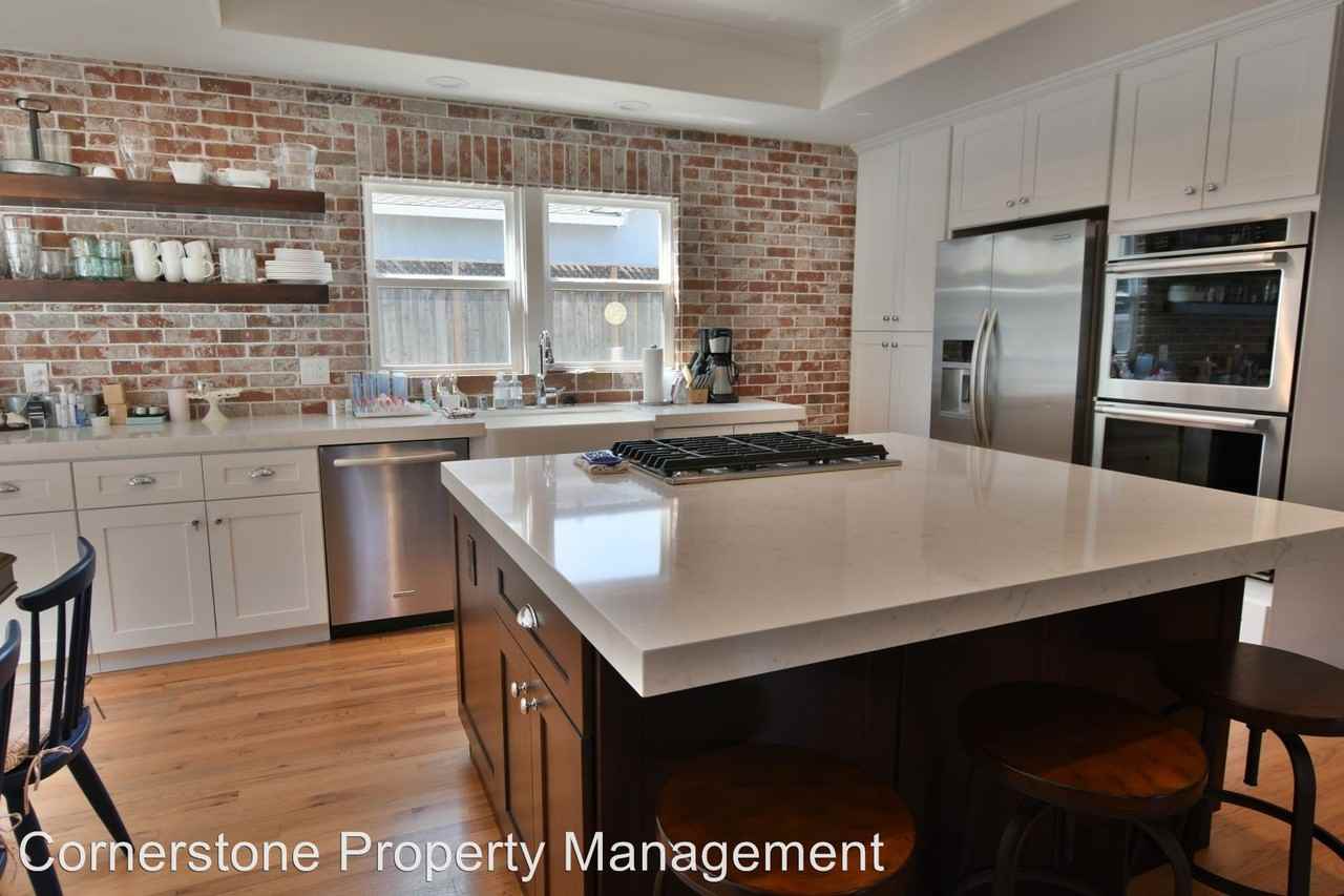 1781 Grace Ave - Photo 3 of 18