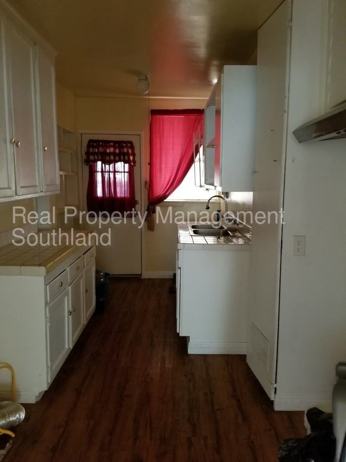 5901 Gage Ave - Photo 3 of 7