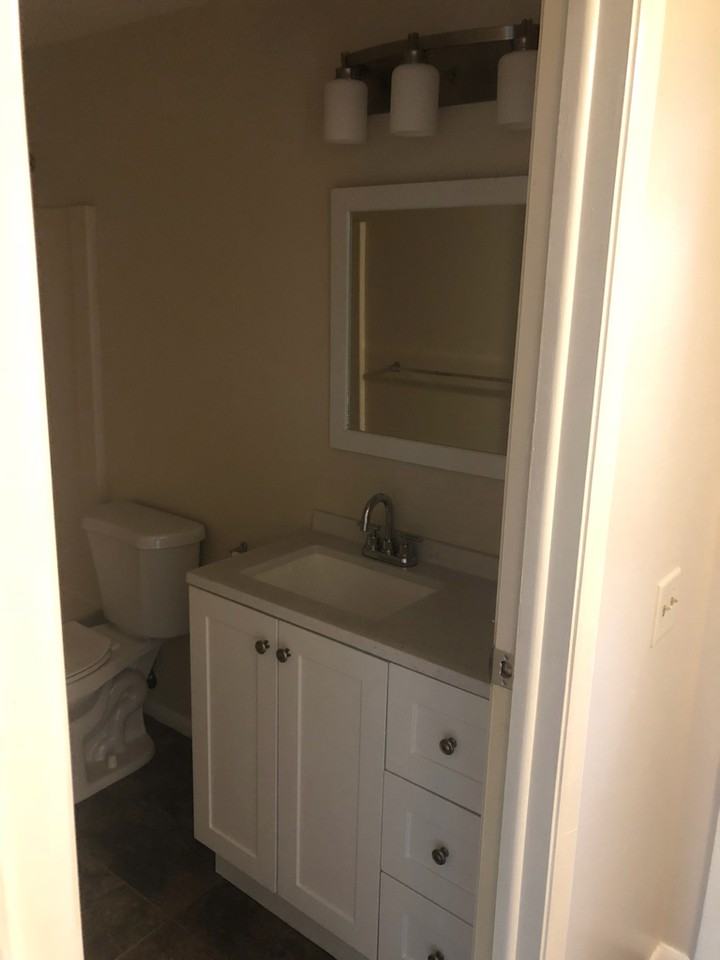 3229 Sherwood Drive - Photo 2 of 21