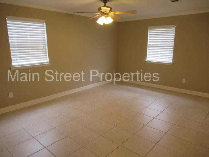 7095 Glendora St - Photo 3 of 9