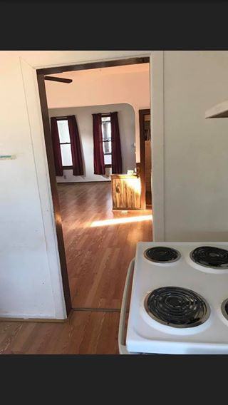 217 2nd Avenue South - Photo 3 of 9