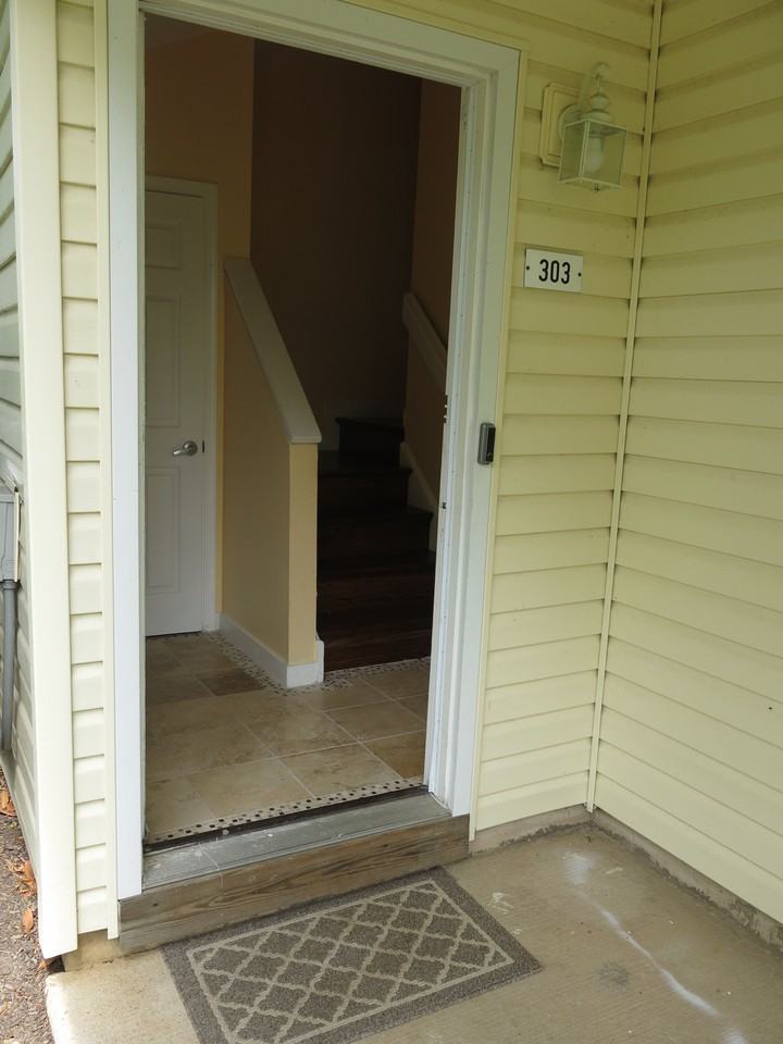 303 Shepherds Way - Photo 2 of 25
