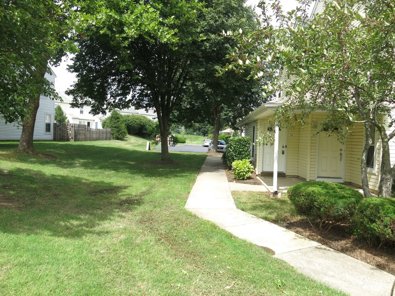 303 Shepherds Way - Photo 3 of 25