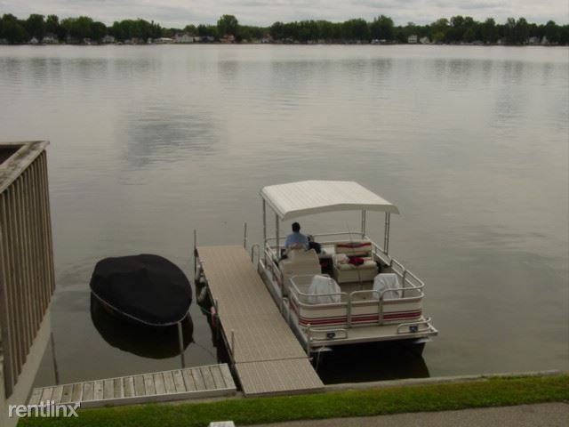 6660 Shoreline Ct - Photo 2 of 13