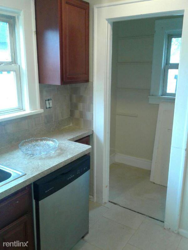 10 Oregon St - Photo 3 of 16