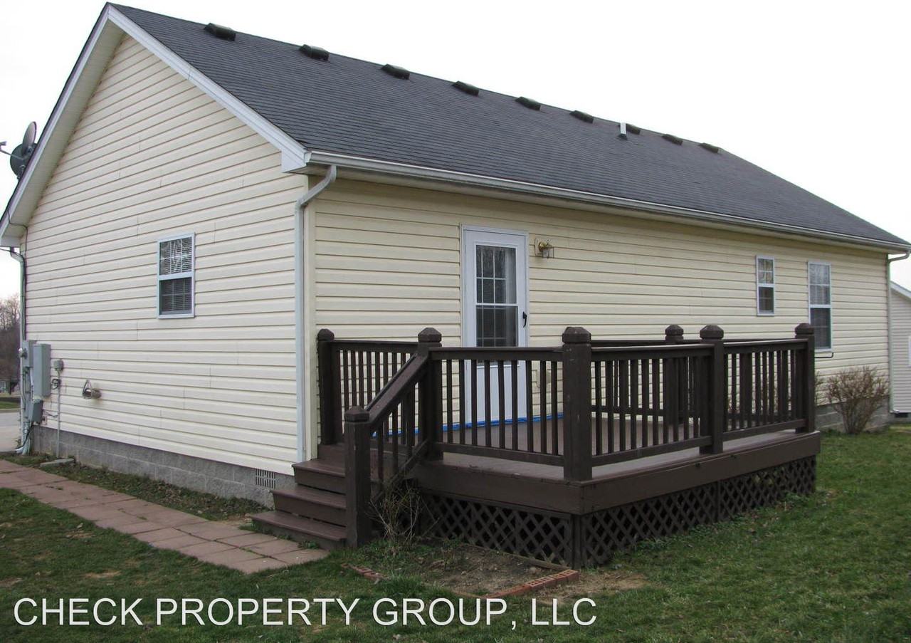 1008 Ironwood Ct - Photo 2 of 15