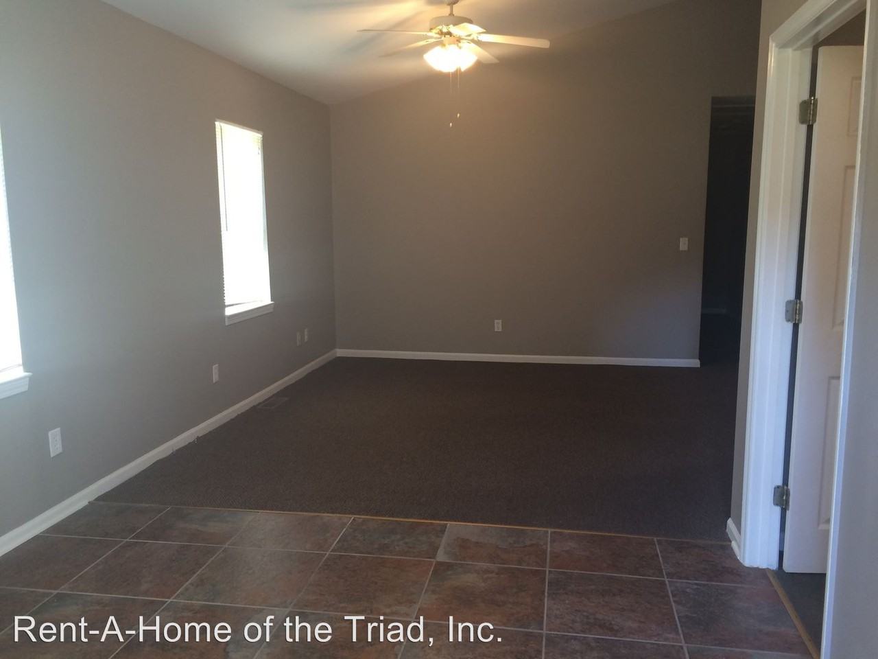 3304 Euclid St - Photo 3 of 11