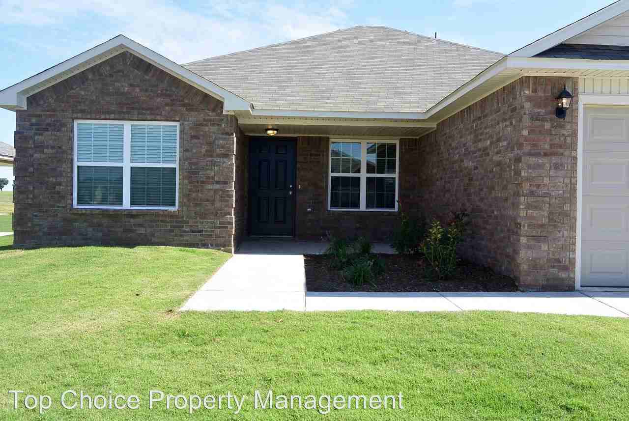 2704 Crystal Pine Drive - Photo 2 of 28