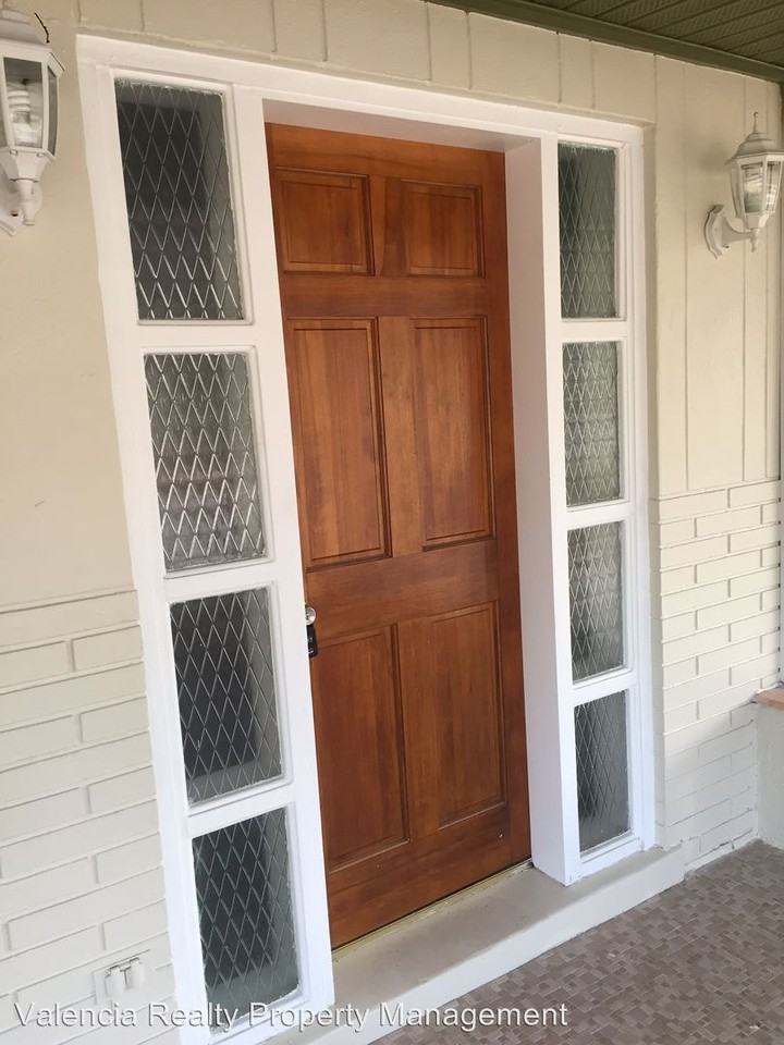 4814 Trafford Rd - Photo 3 of 15