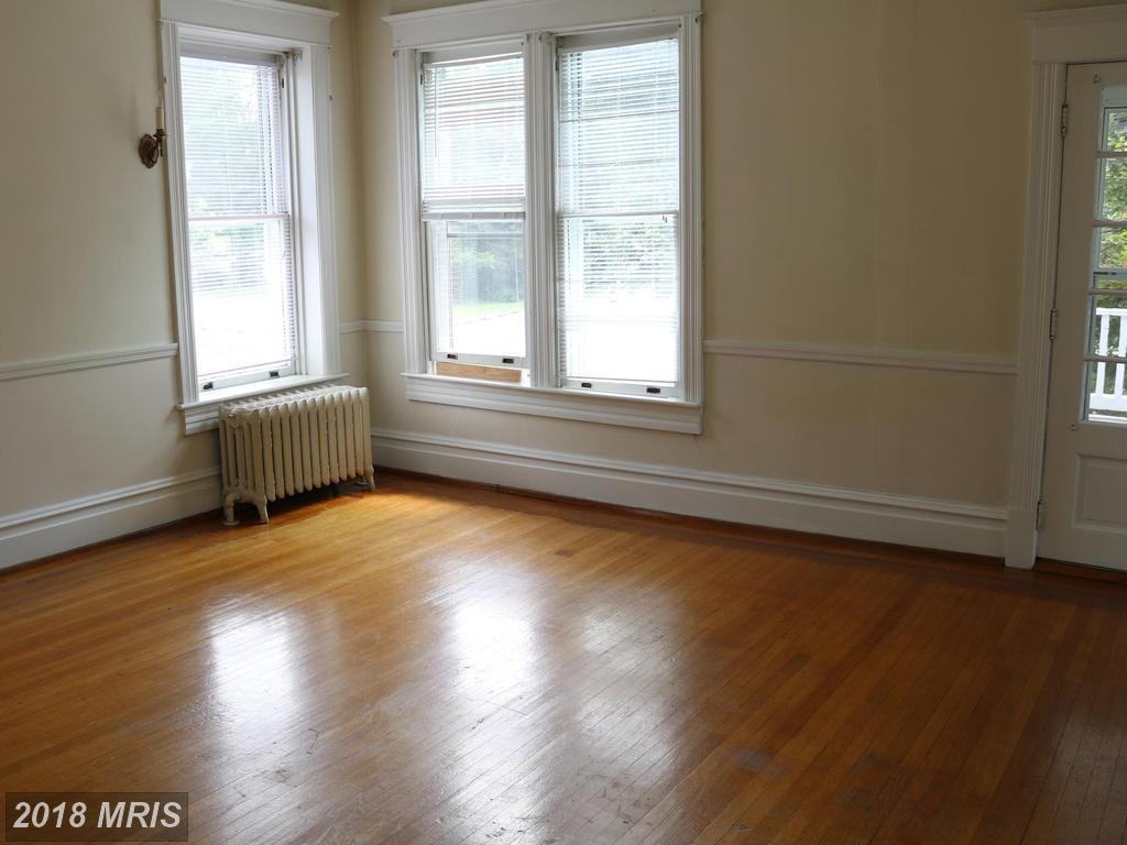 10593 Buchanan Trail E - Photo 3 of 13