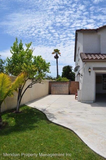 1350 Dawson Dr - Photo 2 of 44