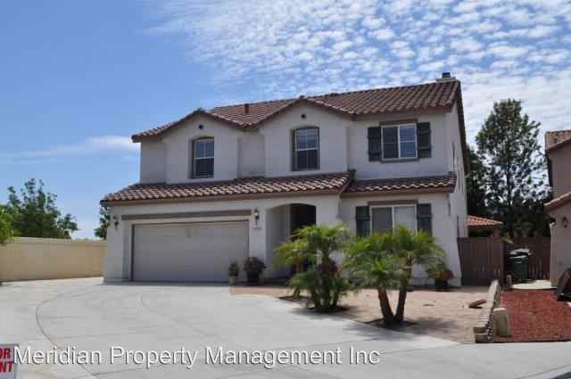 1350 Dawson Dr - Photo 3 of 44